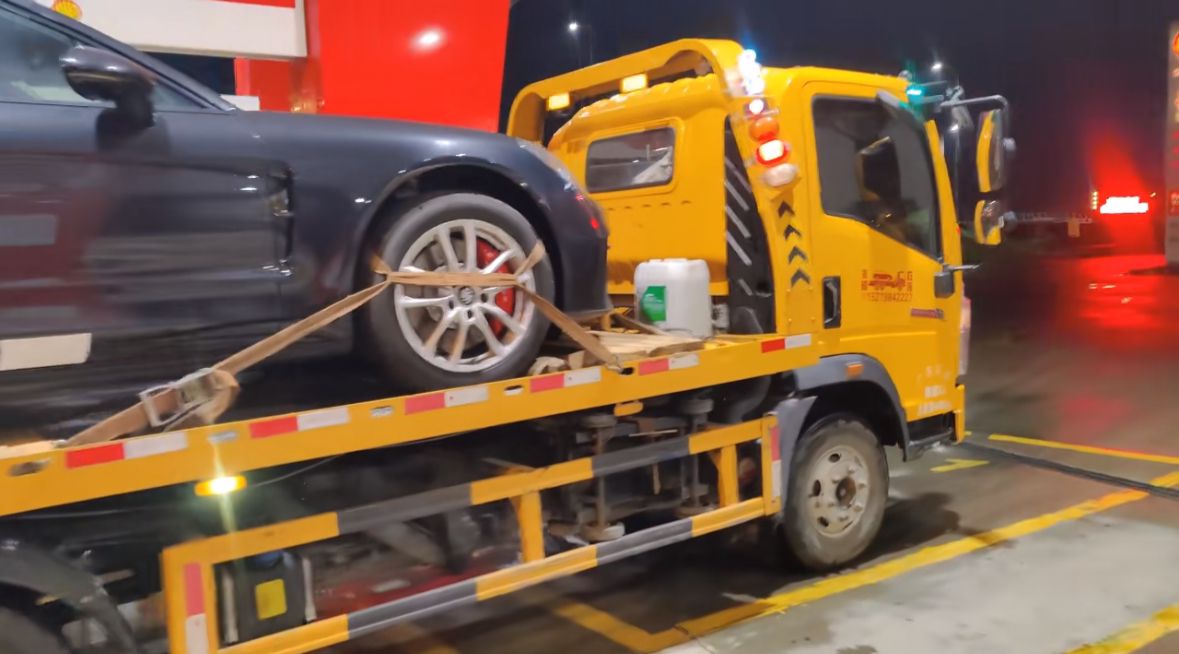 资阳行车途中遇到突发状况该如何呼叫道路救援？